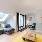 Gallery Duplex By Brick Lane